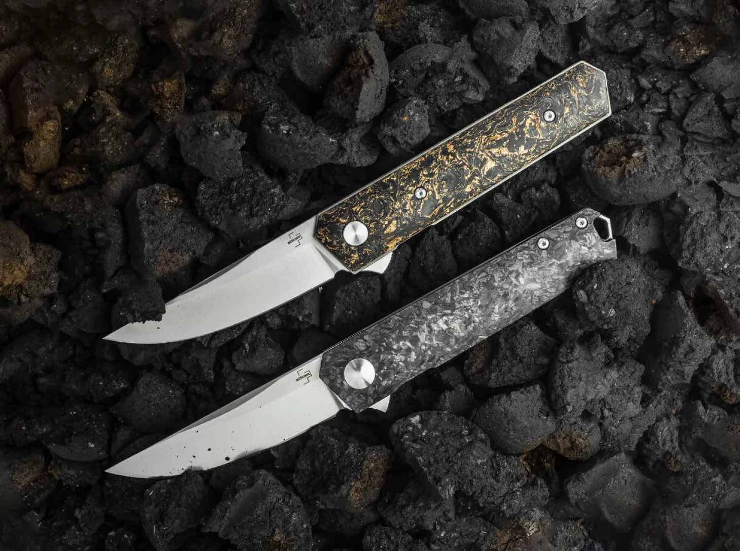 Kwaiken Compact Flipper Marble Carbon