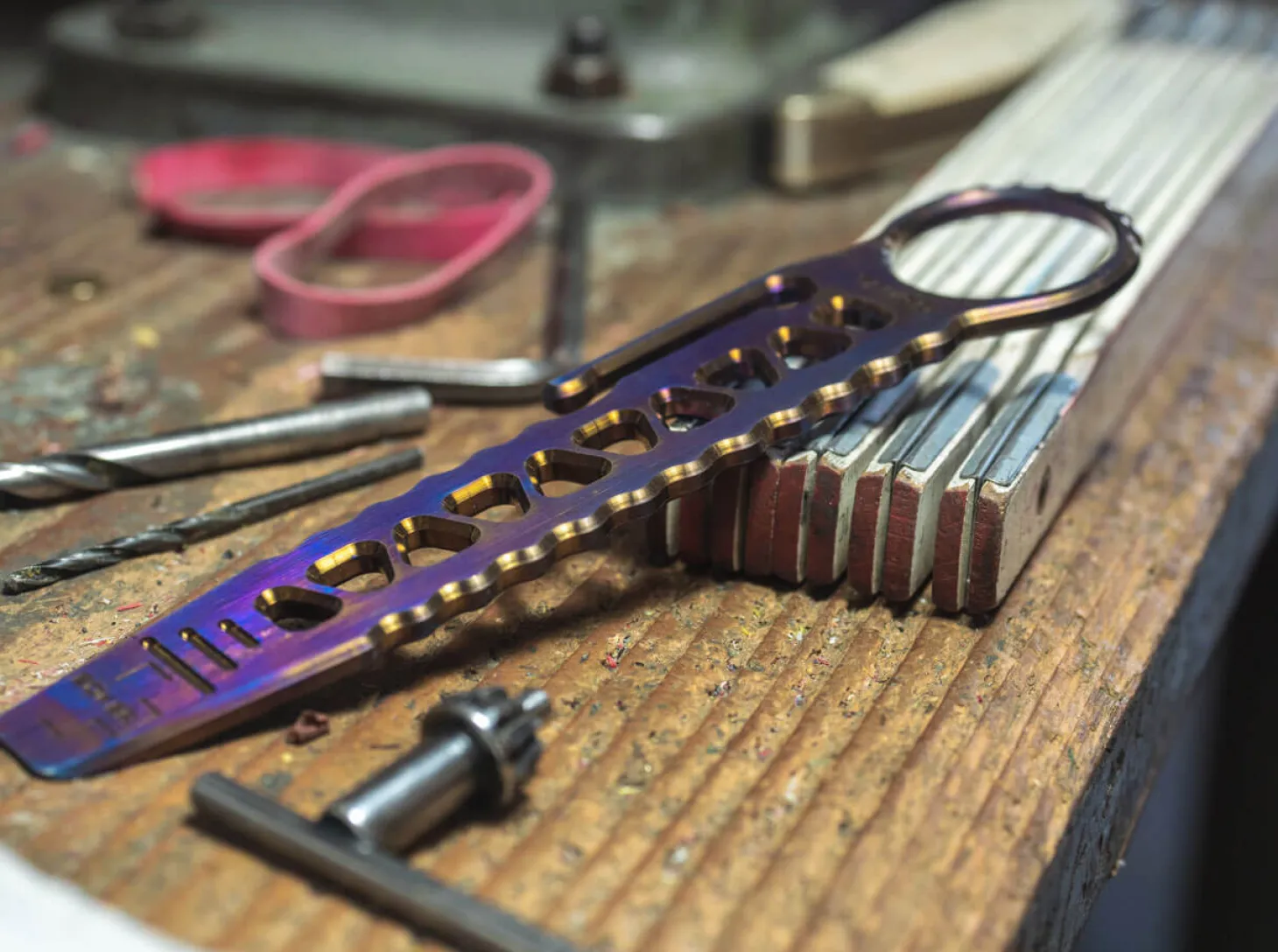 Tango Bar Titanium